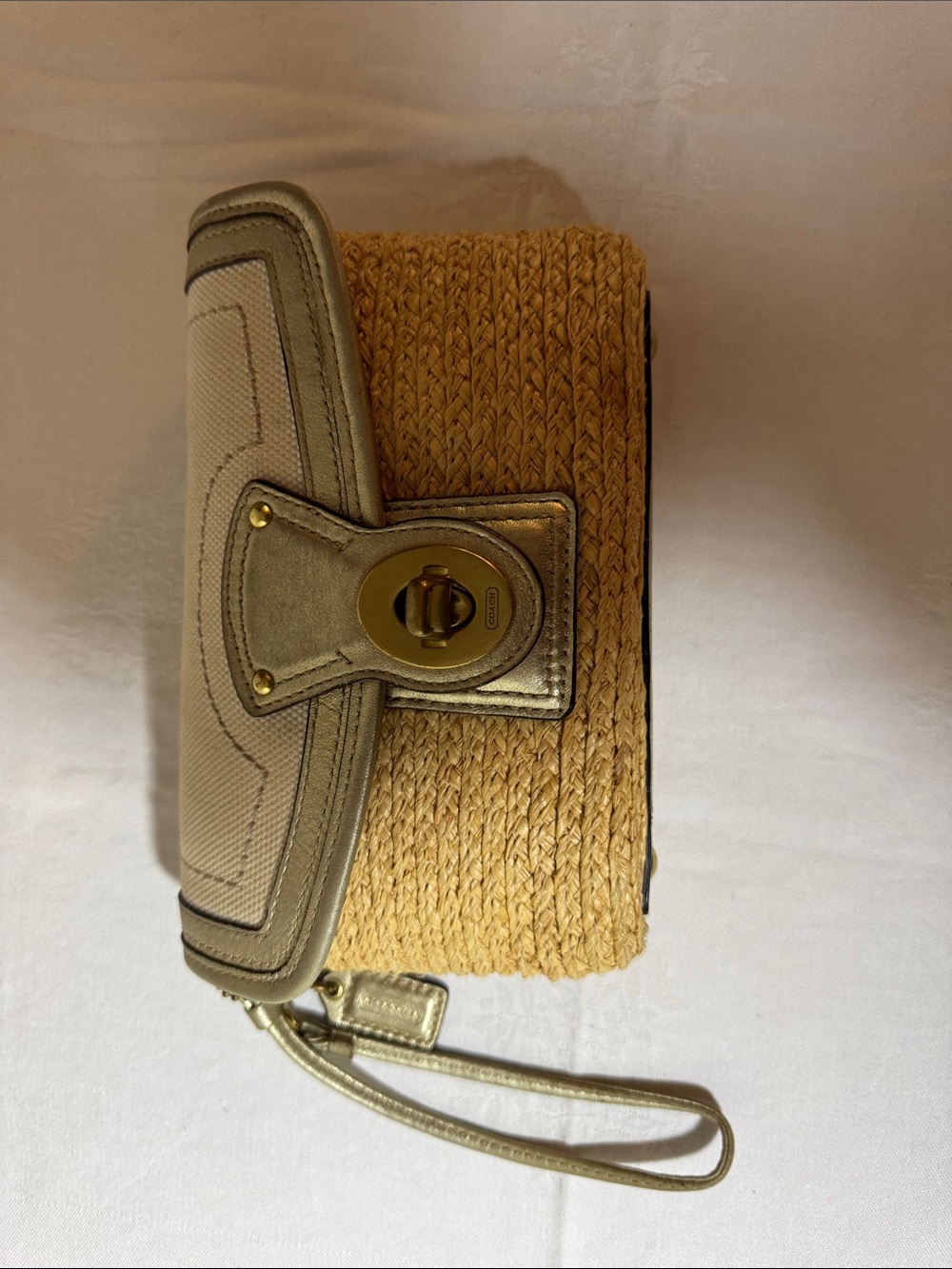 Vintage Coach Hamptons Basket Neutral Straw Wristlet Clutch with Gold Turn-Lock